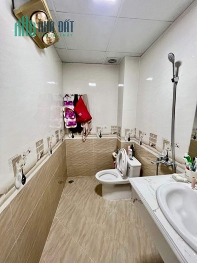 Phố Vũ Ngọc Phan Đống Đa 55m 4 tầng mặt tiền 4.5m ngõ nông gần phố nhà đẹp ở ngay nhỉnh 7 tỷ lh