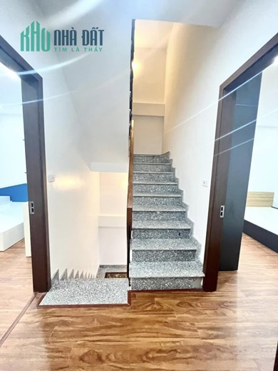 BÁN NHÀ HÀO NAM 57M NHỈNH 5TY NGÕ THÔNG FULL NỘI THẤT