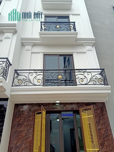 Bán nhà Đại Mỗ 33m2 5 tầng mới full nội thất giá chỉ 3 tỷ