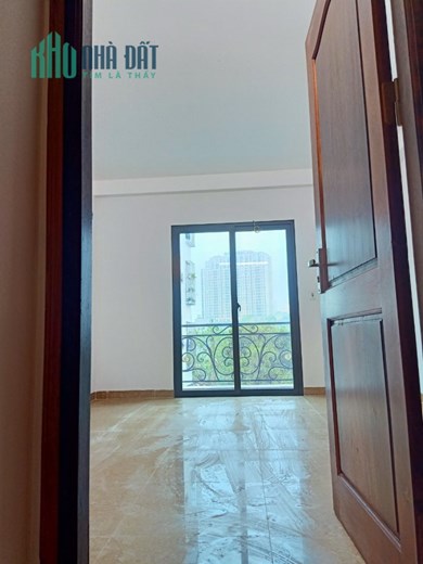Bán nhà Đại Mỗ 33m2 5 tầng mới full nội thất giá chỉ 3 tỷ