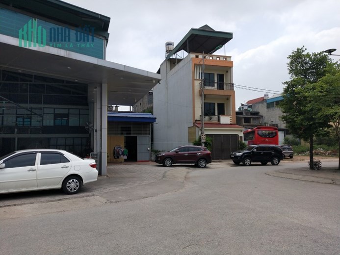 CHO THUÊ MẶT BẰNG 90M2 .