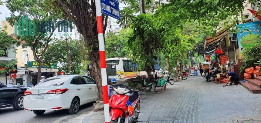 Siêu phẩm mặt phố Quang Trung, Hoàn Kiếm 26m, MT5.2m, ô tô, KD, nhỉnh 26 tỷ. LH: 0366051369