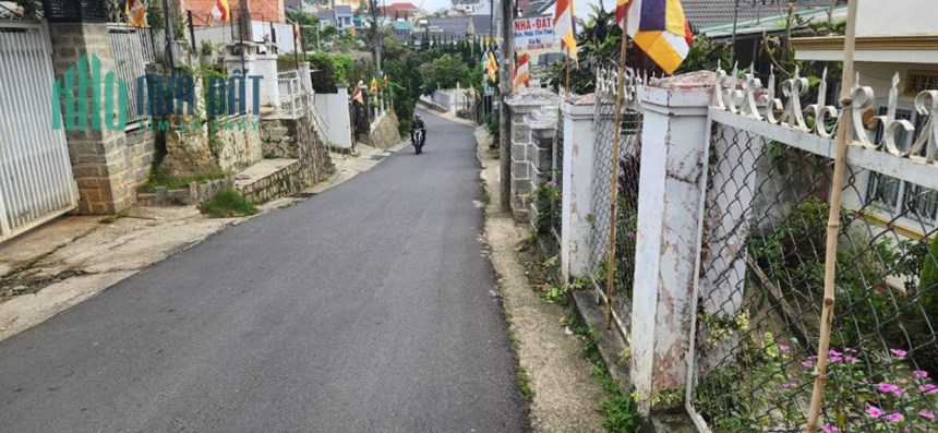 Bán đất 239 m2 sổ riêng xây dựng 2 mặt tiền đường Phan Chu Trinh, P9, Đà Lạt