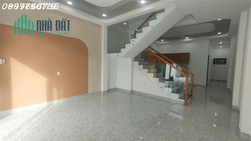Thương lượng tận tâm! Nhà cần thanh lý gấp gần Chùa Toà Thánh TP.Tây Ninh