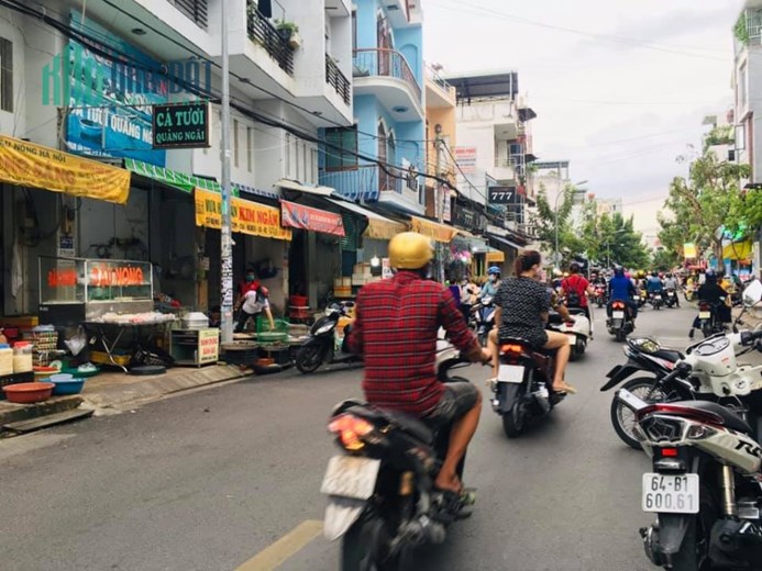 Bán gấp nhà sổ hồng đường Phạm Văn Bạch Tân Bình,thuận tiện kinh doanh
