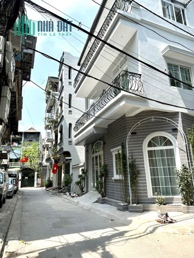 Bán nhà Lạc Trung, 44m x 4 tầng, 4.35 tỷ, khu vip, ô tô đỗ cổng