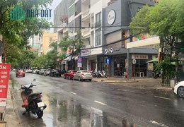 Bán nhà mặt phố Nguyễn Chí Thanh 55m, 4 tầng mới mà giá chỉ 10.9 tỷ.