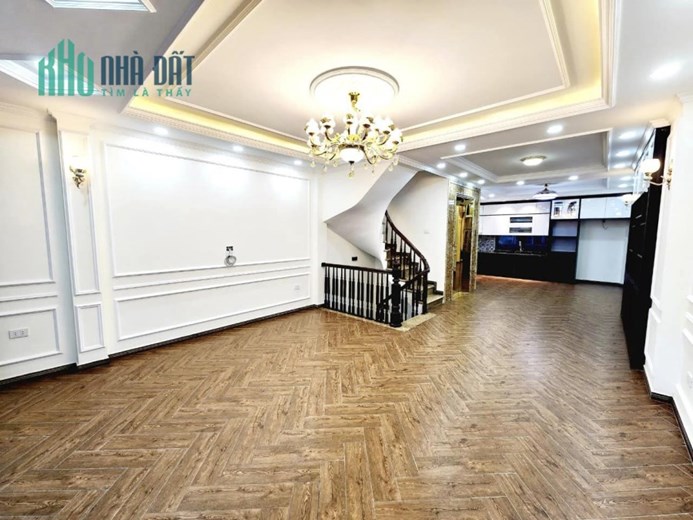 Bán nhà Doãn Kế Thiện 55m x 8 tầng, mt: 4.8m, thang máy, ô tô dừng đỗ