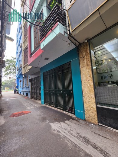 Bán nhà 140 Trần Duy Hưng 108m x 2 tầng, mt: 5.9m

Giá chào: 17 tỷ thương lượng