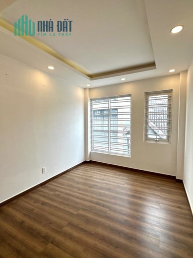 Bán Nhà Lê Lợi Gò Vấp 4 Tầng Hẻm Xe Hơi Mới Đẹp Giá Nhỉnh 5 Tỷ