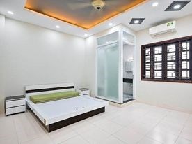 BÁN RẺ Nhà NGỘP Quận 11, HẺM XE HƠI, 85m2, 4 Phòng, 11.7 TỶ CÒN 8.2 TỶ