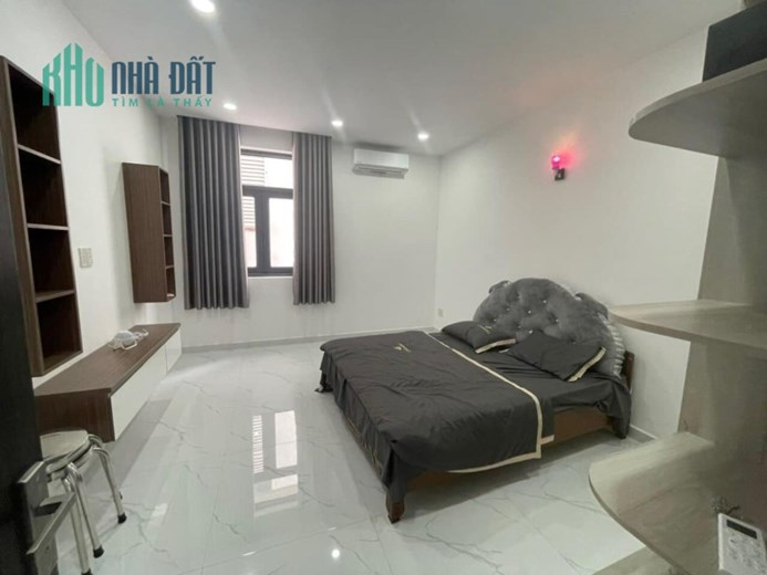 CHỦ NGỘP NGÂN HÀNG GIẢM 2 TỶ - PHƯỜNG 5 KHU VIP - HẺM NHỰA 10M THÔNG