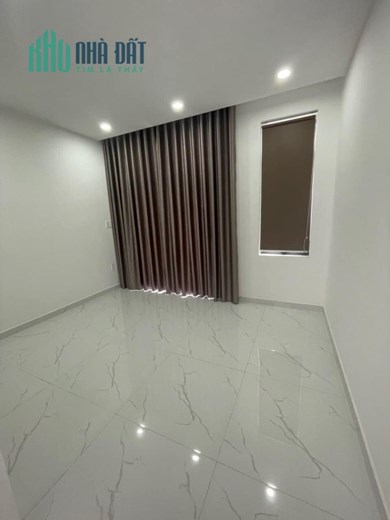 CHỦ NGỘP NGÂN HÀNG GIẢM 2 TỶ - PHƯỜNG 5 KHU VIP - HẺM NHỰA 10M THÔNG