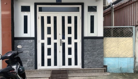 Nhà mới giá rẻ đường CMT8, quận 10, 50m2, 2 tầng, giá 5,3 tỷ