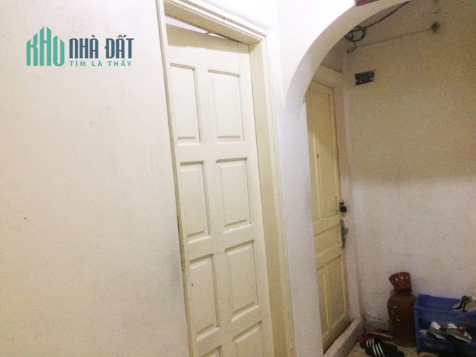 Cần bán gấp CH TT Kim Liên giá 1,25 tỷ, 35m2 x Tầng 3, NT đầy đủ