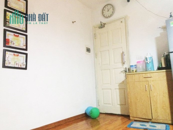 Cần bán gấp CH TT Kim Liên giá 1,25 tỷ, 35m2 x Tầng 3, NT đầy đủ