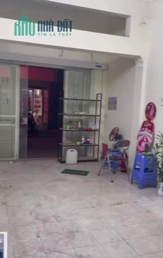 Cho thuê nhà nguyên căn, Phân lô, ôtô, khu vực trung tâm Chợ Nghĩa Tân,  kinh doanh sầm uất. 135m,