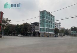 Chính chủ cần cho thuê toà nhà 6 tầng, 3 mặt tiền mới xây hoàn thiện Thuộc Ngã 4 đường Quang Trung