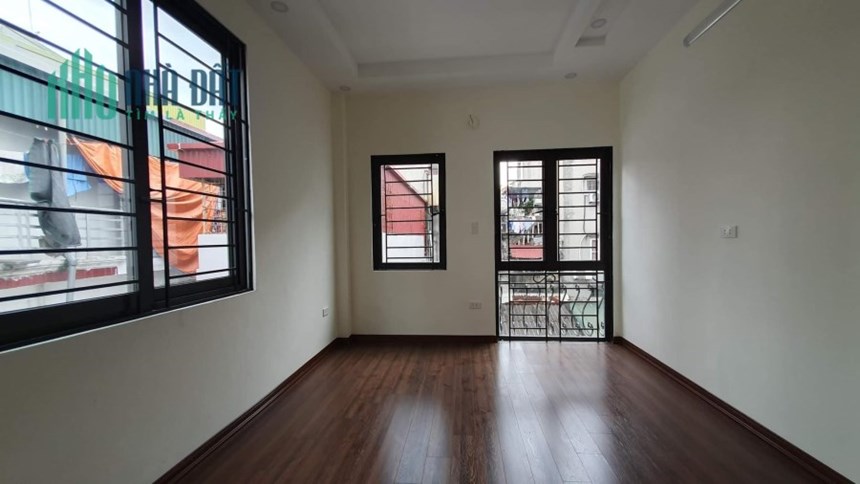 BÁN NHÀ SÀI ĐỒNG- HÀNG XÓM VINHOME RIVERSIDE 5 TẦNG- 5 NGỦ THIẾT KẾ SANG TRỌNG NHƯ KHÁCH SẠN- 3