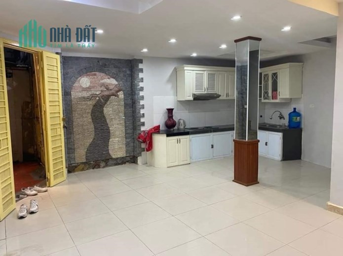 Cần bán gấp ngõ 143 Kim Mã 3.7 tỷ, 45mx3T, sđcc