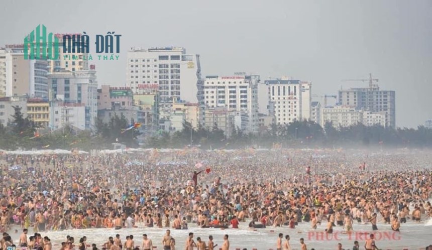 Bán khách sạn view Triệu Đô mặt đường Hồ Xuân Hương
