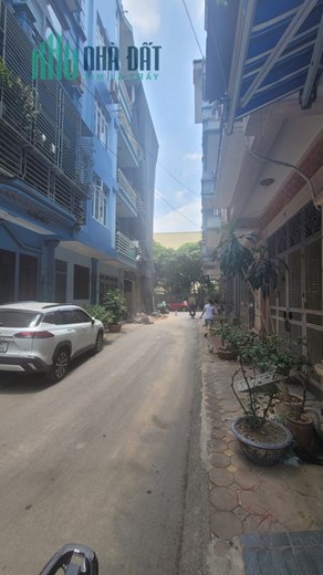 Bán nhà Phân Lô Phạm Tuấn Tài,DT 50m x 5 tầng,ngõ ô tô tránh