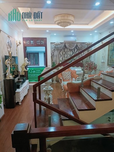 Bán nhà Phân Lô Phạm Tuấn Tài,DT 50m x 5 tầng,ngõ ô tô tránh