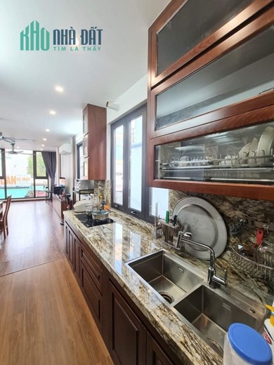 Bán Nhà Ngã Tư Sở, Quận Thanh Xuân, Thang Máy, Gần oto. 45m x6T.MT4m
