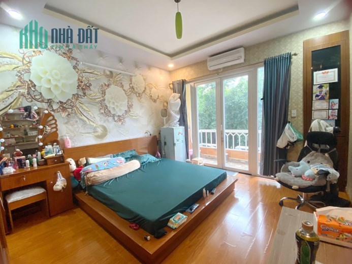 Nhà 4 tầng Mặt tiền NB khu Cao Lỗ 4x20m P4 Q8 - Giá : 9.3 Tỷ (TL)