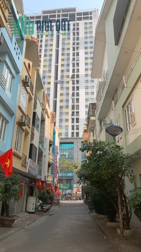 Cho thuê nhà Nguyên Hồng, ô tô tránh, Làm Văn Phòng, kd online