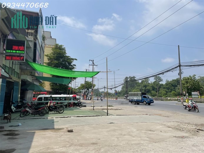 Cho thuê nhà riêng 4 tầng mặt đường QL1 Ngọc Hồi, Thanh Trì, Hà Nội