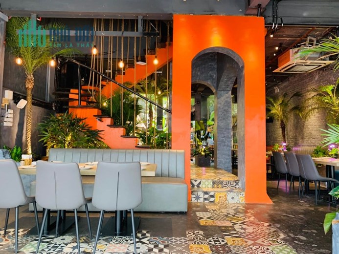 Bán nhà kinh doanh đắc địa Yên Lãng 224m2, 6 tầng, mặt tiền 10m, giá 115 tỷ, thang máy.