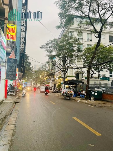 BÁN NHÀ QUỐC TỬ GIÁM, Ô TÔ, LÔ GÓC, KINH DOANH, 75M2 4T MT5M, HƠN 14 TỶ