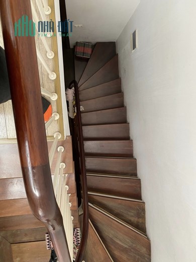 Bán nhà Láng Hạ ô tô đỗ, 20m ra Phố, móng 9 tầng, DT 50M X 4T, GIÁ 7.8 TỶ,Đẹp ở luôn.