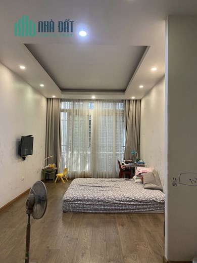 Bán nhà Láng Hạ ô tô đỗ, 20m ra Phố, móng 9 tầng, DT 50M X 4T, GIÁ 7.8 TỶ,Đẹp ở luôn.