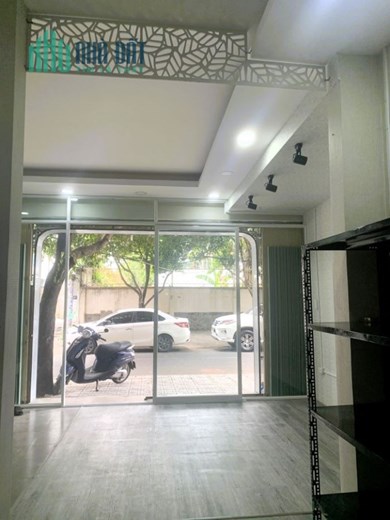 Cho thuê mặt bằng 50m2 mặt tiền đường Hồng Đức Bình Thọ