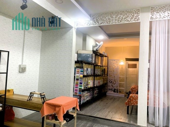 Cho thuê mặt bằng 50m2 mặt tiền đường Hồng Đức Bình Thọ