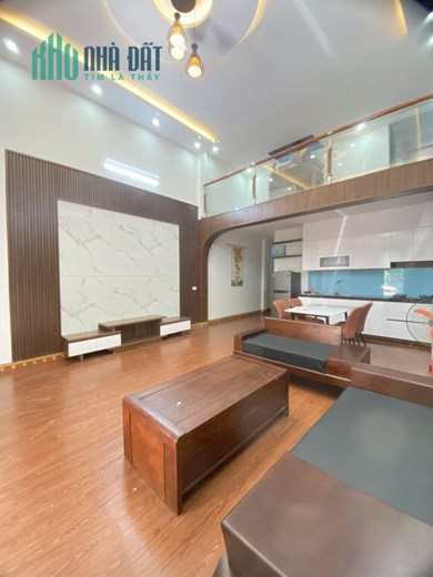 NHÀ ĐẸP LUNG LINH- THIẾT KẾ HIỆN ĐẠI-SÁT VINCOM BẮC NINH- ĐƯỜNG 2 OTO- GI''A CHỈ 3 TỶ x!