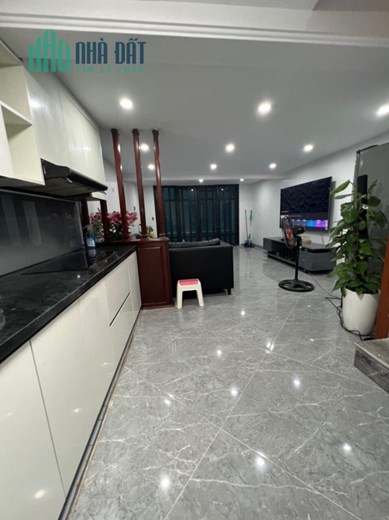 Bán nhà 149m2 phố Nghi Tàm, Tây Hồ Gara 2 Ô tô tránh Thang máy Kinh doanh 1.5 tỷ/năm 16.4 Tỷ