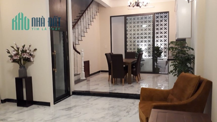 Bán ngôi nhà 146m2 phố Nghi Tàm, Tây Hồ Gara 2 Ô tô 7 chỗ Thang máy XỊN Kinh doanh 1.5 tỷ/năm 16.3