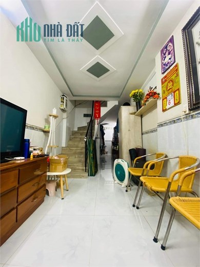 CHỈ 4,1 TỶ HẺM 5M. NHÀ ĐẸP VÀO Ở NGAY – QUẬN 3 LÊ VĂN SỶ- 3m X 14m.
