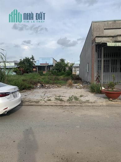 CHÍNH CHỦ Cần Bán Gấp Đất Nền KDC Thị Trấn Hiệp Hòa, Huyện Đức Hòa - Long An