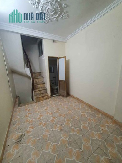 Chính chủ bán nhà 5 tầng ngõ Thông phong, phố Tôn Đức Thắng, Đống Đa, Hà Nội