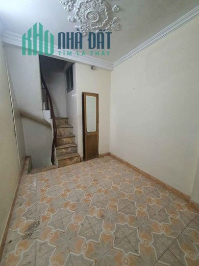 Chính chủ bán nhà 5 tầng ngõ Thông phong, phố Tôn Đức Thắng, Đống Đa, Hà Nội
