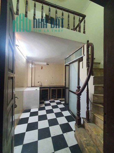 Chính chủ bán nhà 5 tầng ngõ Thông phong, phố Tôn Đức Thắng, Đống Đa, Hà Nội