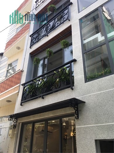 HAI BÀ TRƯNG QUẬN 3 - 4 TẦNG - SÁT QUẬN 1 - KHU VỰC HIẾM NHÀ BÁN