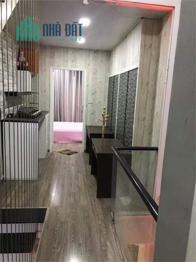HAI BÀ TRƯNG QUẬN 3 - 4 TẦNG - SÁT QUẬN 1 - KHU VỰC HIẾM NHÀ BÁN