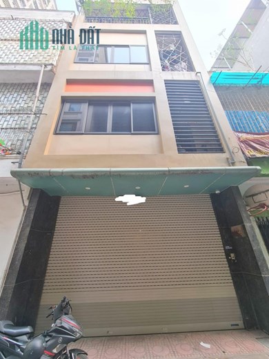 Chính chủ cần bán nhà tại Định Công 66m2 - GIÁ SẬP SÀN - PHÂN LÔ - VỈA HÈ Ô TÔ TRÁNH - TẶNG FULL