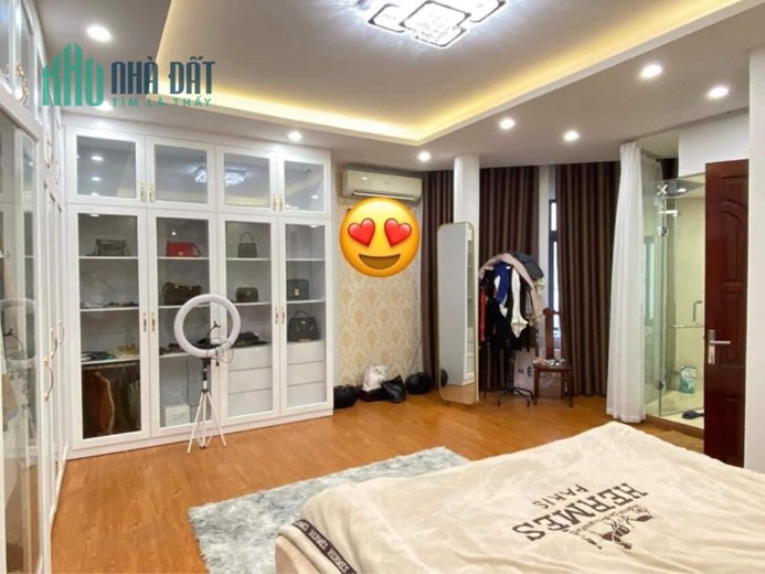 Bán nhà Tô Hiệu Hà Đông, sát phố, 2 thoáng, ô tô, 42m x 5T, 5 tỷ 299