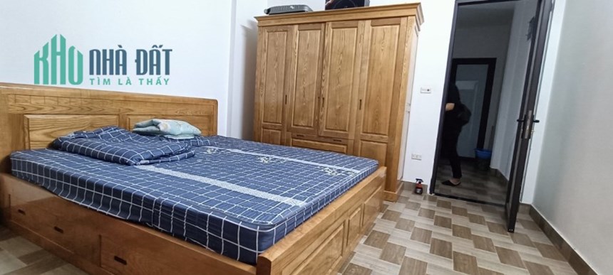 Bán nhà Phân Lô Cầu Giấy - Nguyễn Phong Sắc - Ô tô tránh - Gần phố - Nhỉnh 6 tỷ - Mặt tiền 6m